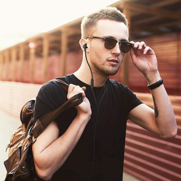 JBL TUNE 210 In-Ear Headphone with Remote & Mic 