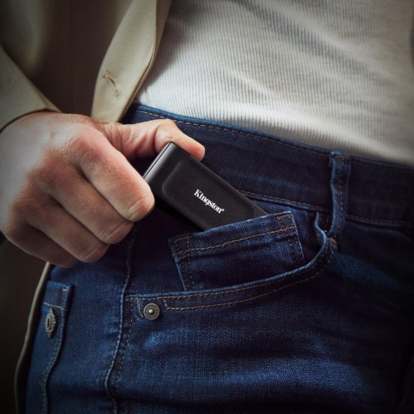 Kingston XS1000 2TB USB 3.2 Gen 2 External SSD
