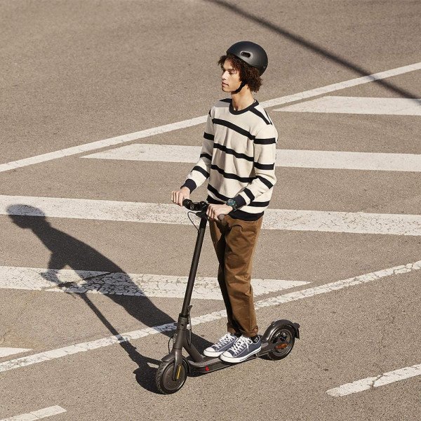 Xiaomi Mi Essential Lite Electric Scooter 