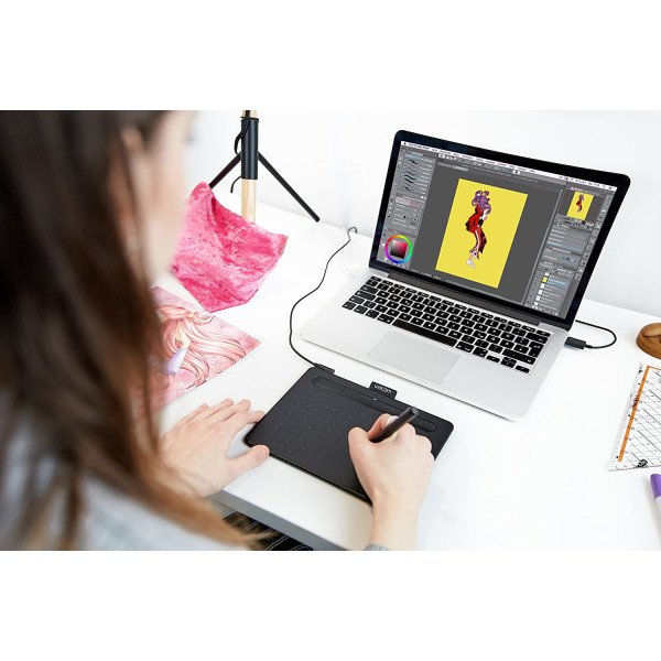 Wacom Intuos Small Graphics Drawing Tablet (CTL4100)