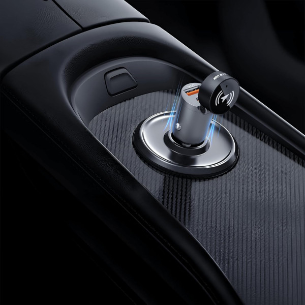 Green Lion Tracker Dual Port Car Charger 30W