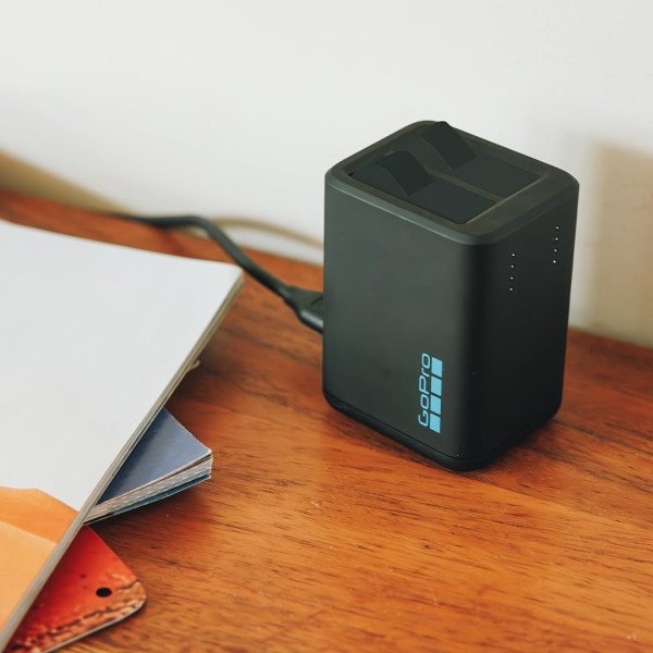 GoPro Dual-Battery Charger + 2 Enduro Batteries for HERO13